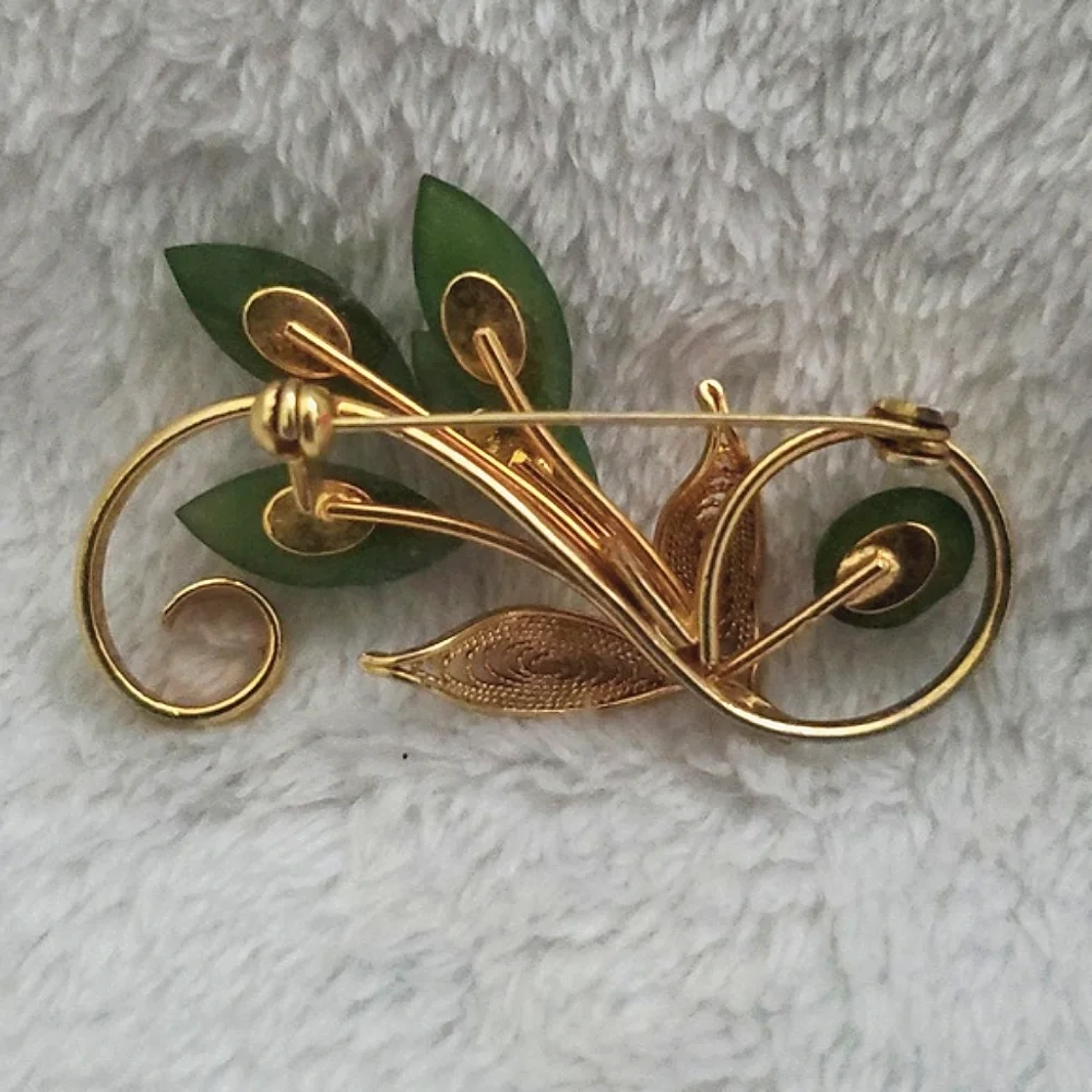 Vintage Gold Tone and Green Leaf Brooch